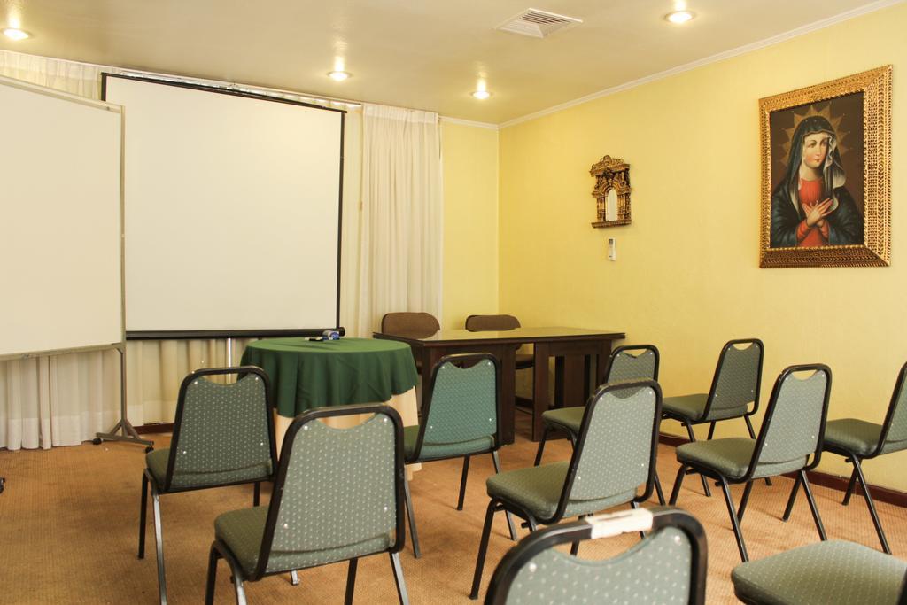 Hotel Alcala Del Rio Santiago Ngoại thất bức ảnh
